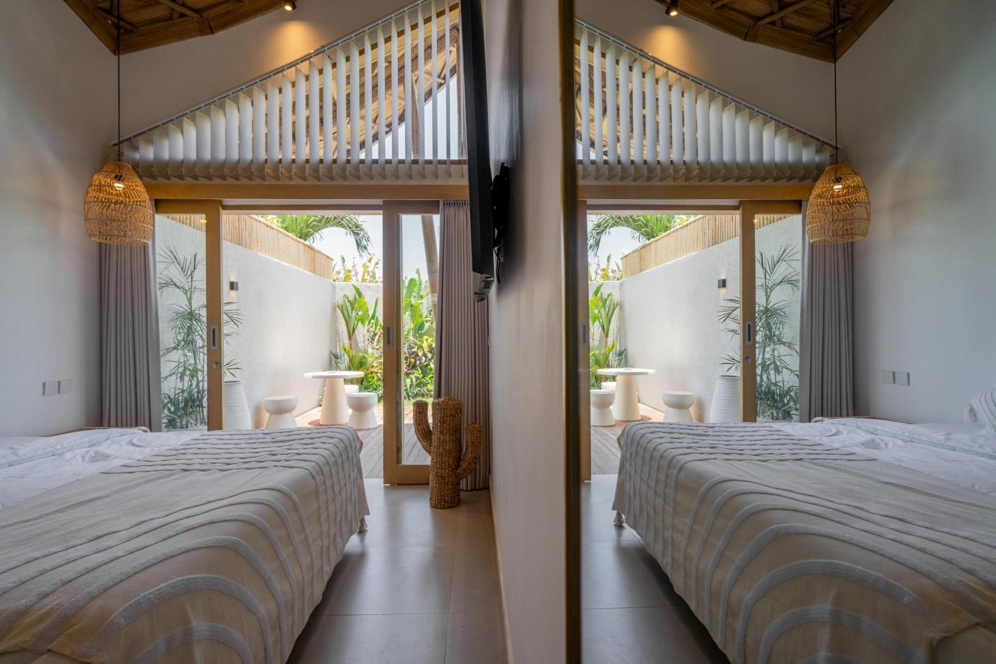 Villa Sunset Bamboo - 3Br Villa In Kerobokan المظهر الخارجي الصورة