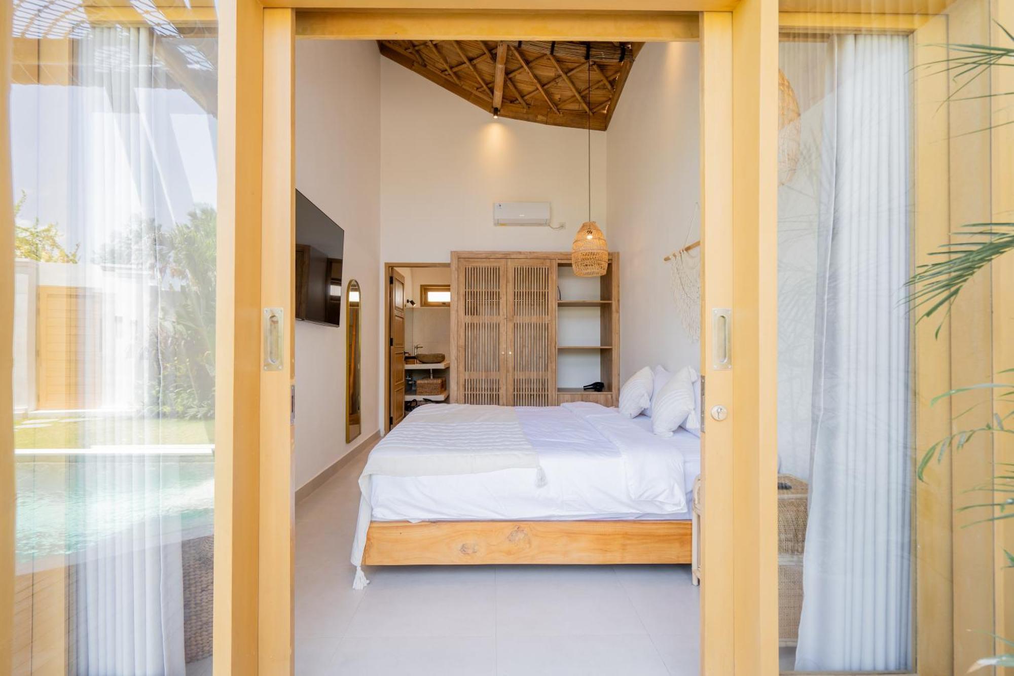 Villa Sunset Bamboo - 3Br Villa In Kerobokan المظهر الخارجي الصورة