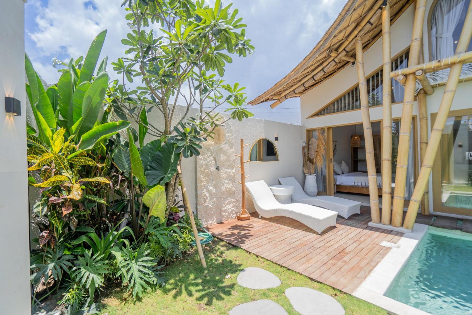 Villa Sunset Bamboo - 3Br Villa In Kerobokan المظهر الخارجي الصورة