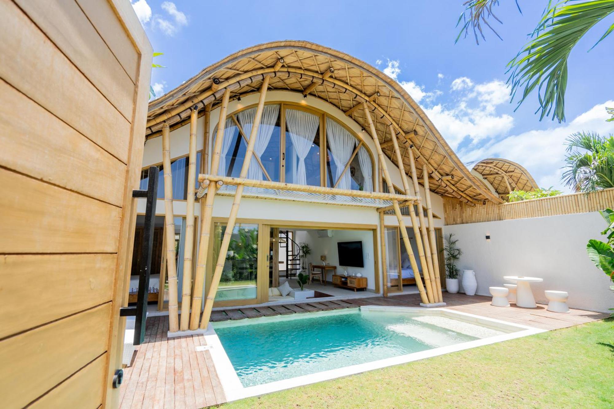 Villa Sunset Bamboo - 3Br Villa In Kerobokan المظهر الخارجي الصورة