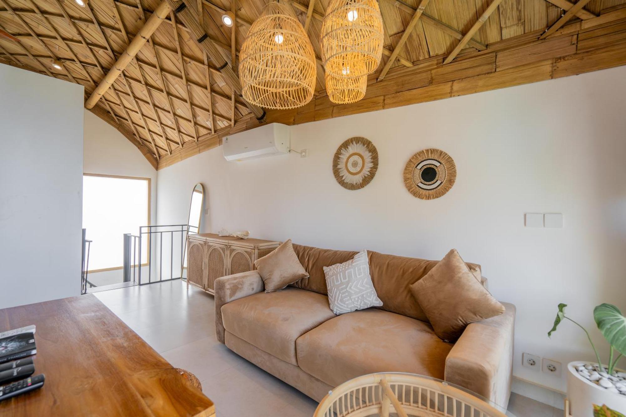 Villa Sunset Bamboo - 3Br Villa In Kerobokan المظهر الخارجي الصورة